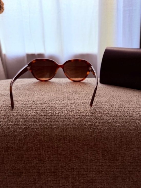 Saint Laurent Brown Tortoise Cat-Eye Sunglasses main image 4